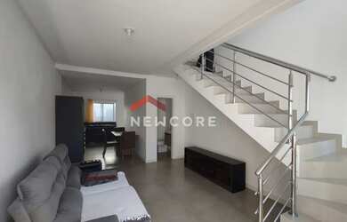 Imagem: Sobrado em Rua das Figueiras - Centro