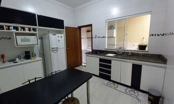 Imagem: Apartamento de 61m², Semi-Mobiliado, 02