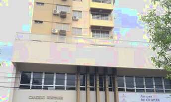 Imagem: Apartamento central no segundo andar do