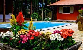 Imagem 6: Casa Mobiliada de 04 Dormitórios, Suíte, Piscina & Garagem na Vargem Grande