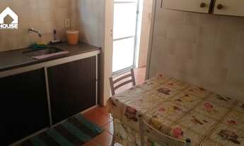 Imagem 4: Amplo apartamento 2 quartos primeiro andar com área lateral no coração da Praia do Morro