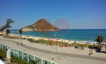 Imagem: APARTAMENTO FRENTE MAR, com varanda lateral