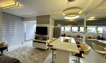 Imagem 3: Lindo apartamento ensolarado, novo e mobiliado na Agronômica de 2 dormitórios com suíte