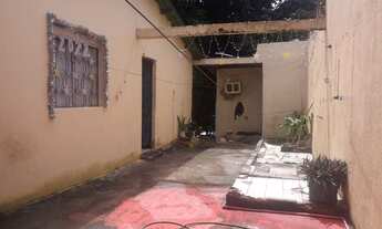 Imagem 3: Vendo casa em area comercial lugar bom para montar o proprio negocio bem localizada cidad