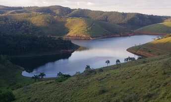 Imagem: Lotes perfeito com fundo parece o lago!