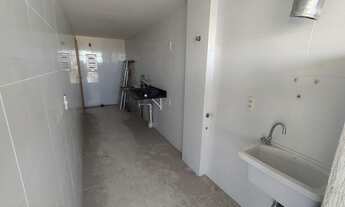 Imagem 4: Cobertura com vista panorâmica, frente, sol da manhã, 2 vgs