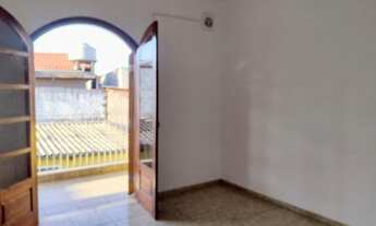 Imagem 7: Sobrado com 3 dormitórios para alugar, 220 m² por R$ 4.600/mês - Jardim Tupanci - Barueri