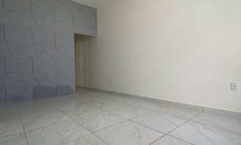 Imagem 6: Casa a venda com 03 quartos sendo um suíte na melhor localização do bairro do Cristo