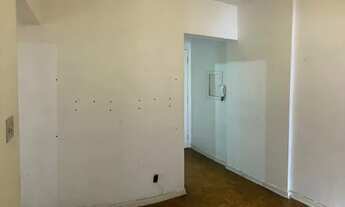 Imagem 2: Apartamento à venda em Pinheiros, 57 m² com 2 dormitórios, 1 banheiro por R$ 365.000,00