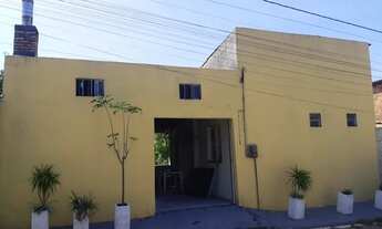 Imagem: Casa a venda próximo ao centro de Caucaia