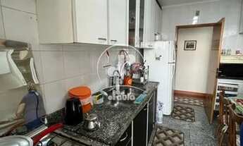 Imagem 3: Apartamento com móveis planejados, ao lado da avenida Portugal com três dormitórios e duas