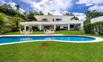 Imagem 6: Mansão clássica de luxo a venda no Encontro das Águas