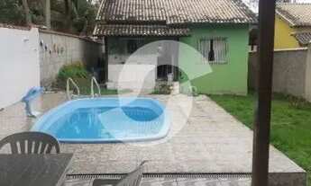 Imagem 1: Casa com Piscina, 2 quartos, suíte e vaga em Bambuí - Maricá - RJ