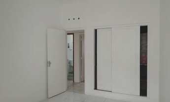 Imagem 5: 3/4 rua Miguel Birnier-3° andar escada, área serviço, 1 vaga- lado do Shopping Barra e pra