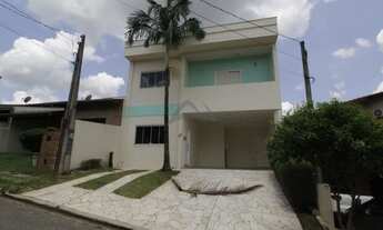 Imagem: Casa de condomínio para aluguel possui