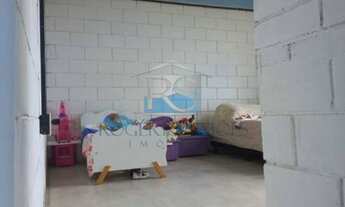 Imagem 7: Terreno com casa no subsolo + construção em andamento no Vale dos Cristais