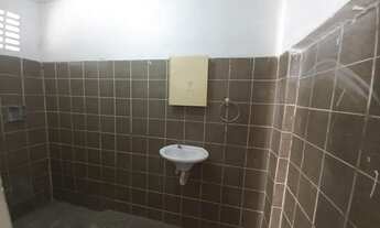 Imagem 5: Casa Quarto, Banheiro e Cozinha - Mangabeira - Casa Fundos