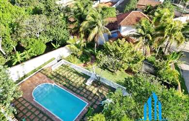 Imagem 5: Casa duplex, 04 quartos sendo 02 suítes, amplo jardim ,área verde, piscina, praia sétima