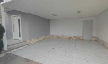 Imagem 2: Casa filé no Vale dos Cristais c/ 3qts, send 1 suíte, 3brs, 2vgs, amrs plnjds, piscn, chur