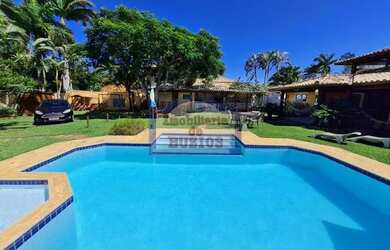 Imagem 2: Excelente casa com grande jardim e piscina em Geriba Buzios