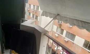 Imagem 5: Excelente apartamento todo reformado, composto de sala com cozinha americana, varanda, &lt