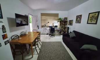 Imagem 6: Quarto em casa Quarto com aluguel por R$1.300 /mês