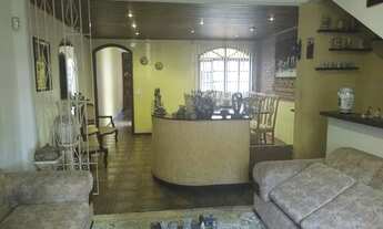 Imagem: SOBRADO COM 400m² 3 DORMITÓRIOS, 4 VAGAS