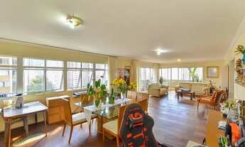 Imagem 3: Apartamento para venda possui 305 metros quadrados com 3 quartos em Água Verde - Curitiba