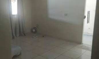 Imagem 2: Casa para venda tem 300 metros quadrados com 2 quartos em Setor Garavelo - Aparecida de Go