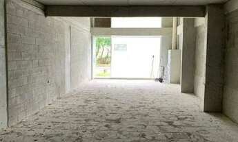 Imagem 2: Oportunidade Comercial Exclusiva Loja de 124m² no Frames Residence