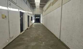 Imagem 2: Del Castilho - Galpão