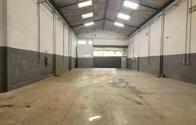 Imagem: Galpão, Jardim São Judas Tadeu, Taboão