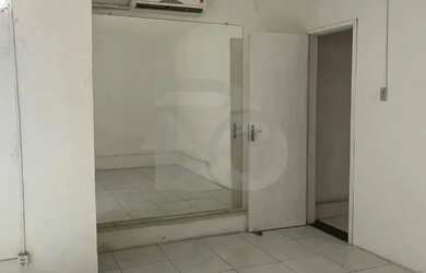 Imagem 7: Ponto Comercial à Venda de 5x25 com Apto de 3/4 e 2 Banheiros no Luzia