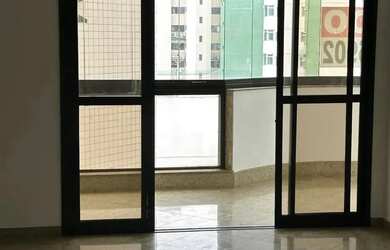 Imagem 7: Apartamento para venda tem 147 metros quadrados com 4 quartos