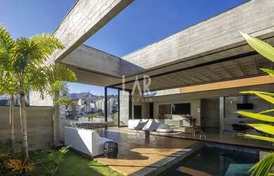 Imagem: Casa à venda, 4 quartos, 1 suíte, 3 vagas