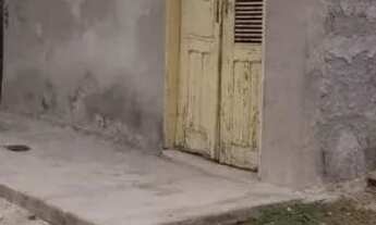 Imagem 2: Casa com 5 cômodo e terreno para construir deck ainda se preferir