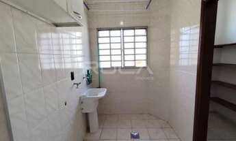 Imagem 7: Aluguel de Apartamento Padrão de 2 Dormitórios com Suíte em São Carlos