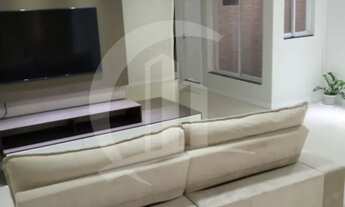 Imagem 7: CASA DE 3 ANDARES À VENDA NA RUA ALAGOAS