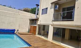 Imagem 6: Casa para venda tem 260 metros quadrados com 4 quartos em Setor Urias Magalhães - Goiânia