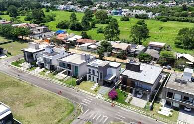 Imagem 2: Casa em Condomínio para Venda, São João do Rio Vermelho, 3 dormitórios, 1 suíte, 3 banheir