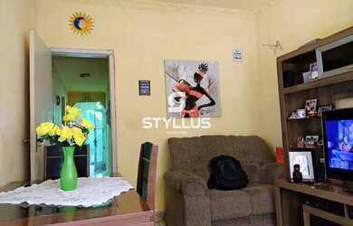 Imagem 2: Residência Espaçosa com Terraço e Churrasqueira em Vila Exclusiva! M69N