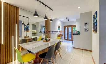 Imagem 2: O Lar Ideal na Tristeza: Casa em Condomínio com 3 Dormitórios