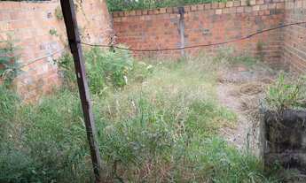 Imagem: Vendo casa do lado da UEFS