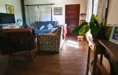 Imagem 4: Casa em Porto Alegre, no bairro Ponta Grossa, com 3 dormitório(s), e 3 banheiros, à venda