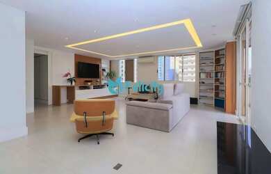 Imagem 2: Apartamento com 2 suítes, 4 vagas, 204m2 em Pinheiros