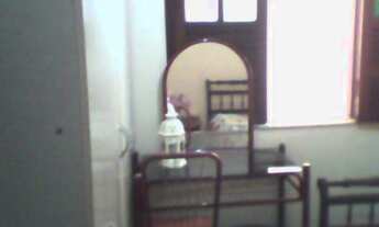 Imagem 2: Quarto em quitinetes c/ móveis, energia, água, internet e garagem (automática) p mulheres