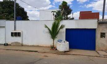 Imagem 2: Sobrado com 3 Apartamentos