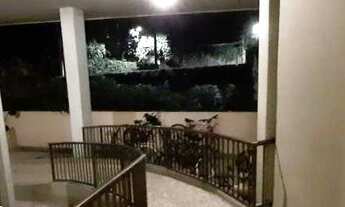 Imagem 7: Nos pés sagrados do Cristo e acima de toda a cidade