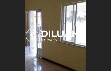 Imagem 7: Diluane Imóveis Vende. Excelente localização. Casa ampla com varandão. Quintal médio inte