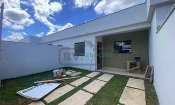 Imagem: )(- CASA TÉRREA COM 2 QUARTOS EM JARDIM